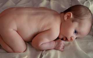 От чего у новорожденного понос, на что обратить внимание и когда бежать к врачу