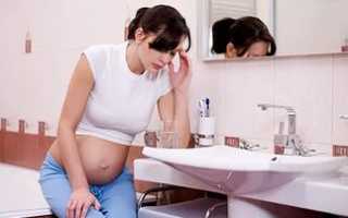 Понос при беременности: лечение опасного состояния