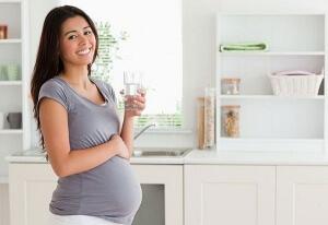 Можно ли беременным пить соду от изжоги