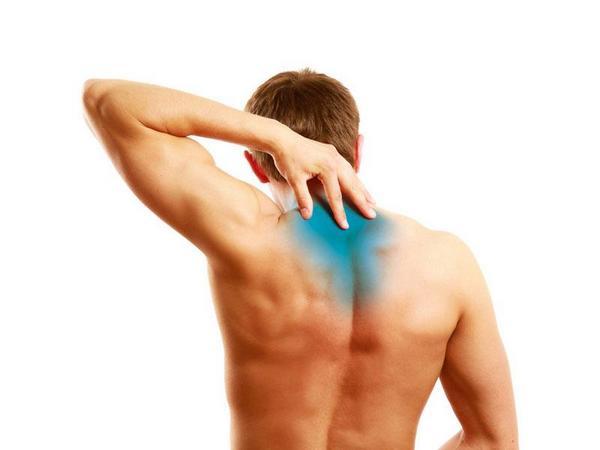 Шейный остеохондроз прямо влияет на состояние позвонков и мышц